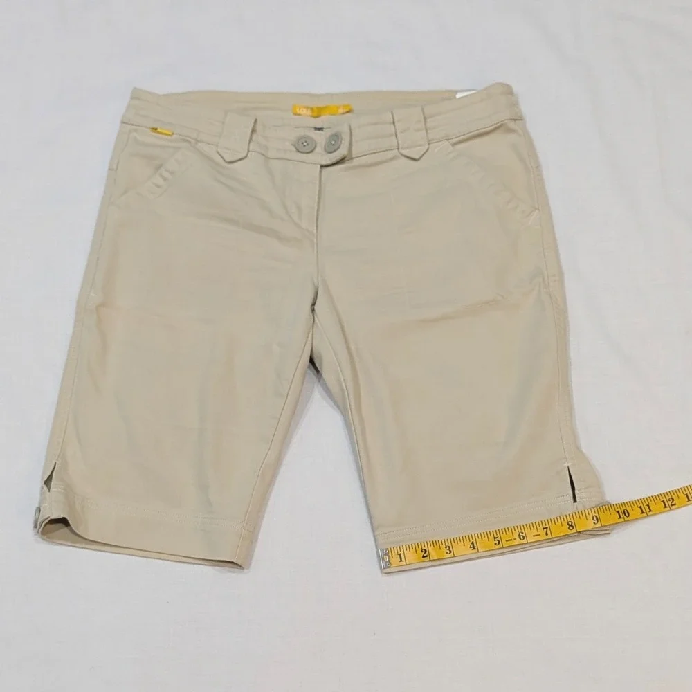 Lole Women Beige Khaki Stretch Bermuda Shorts UPF Quick Dry Size 12